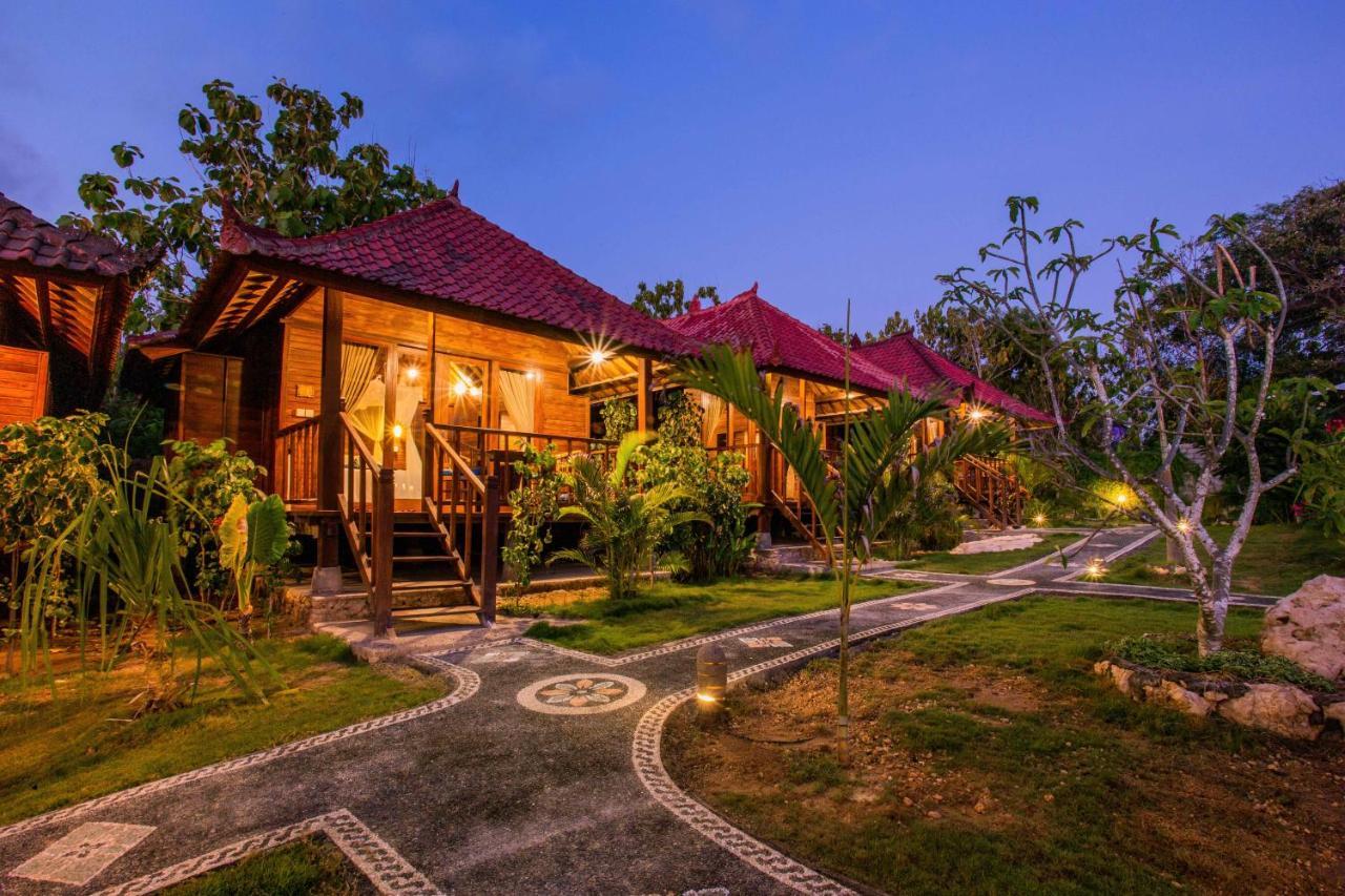 Hotel D'Coin Lembongan Nusa Lembongan Esterno foto